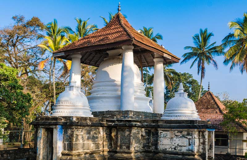 Gadaladeniya Viharaya