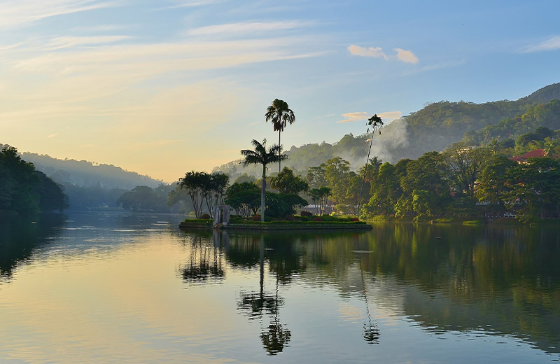 Kandy Lake